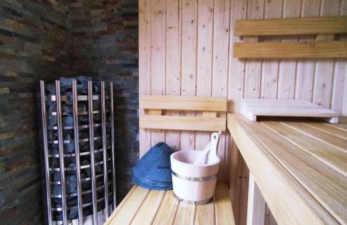 Ślusarnia-domek z sauną i balią nad jeziorem, Kaszuby - Foto 11