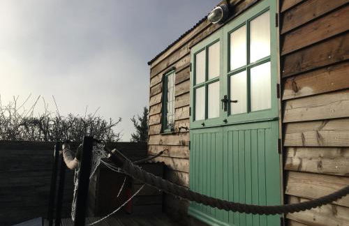 Private Shepherds hut with Castle view - Foto 10