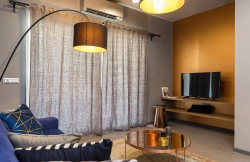 Magnolia - Modern Apartment near City Center and Sea - Photo 19