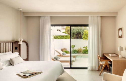 Anfitrión Villas & Suites - Photo 32