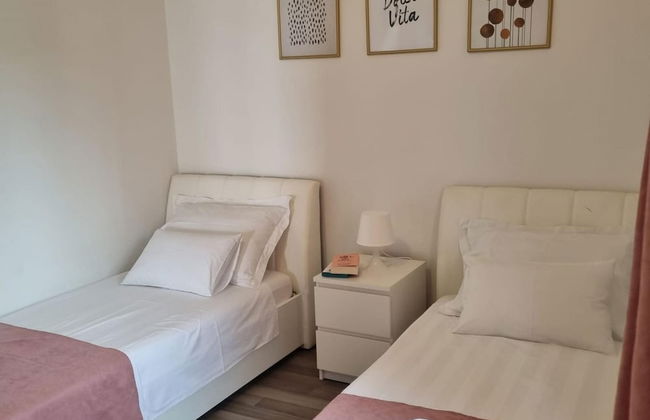 Exclusive Elegant Villa With Pool in Kastel Novi - Foto 3