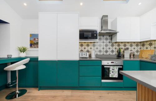 Designer Wandsworth flat -Hot Tub, PS5, Pool Table - Foto 20