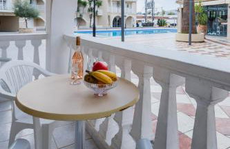 Vivian Hotel - Photo 34