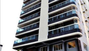 Apto Pé na Areia com Vista Mar, Churrasqueira e Espaço para 8 Pessoas - Foto 3