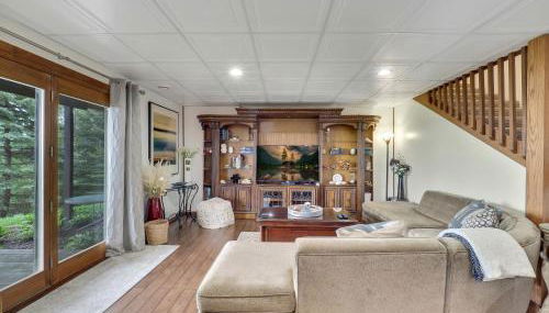 Harbor View Getaway - Photo 4