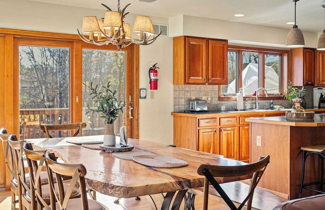 Lake View Retreat Avantstay Entertainer's Home Yard, Deck, Game Room - Foto 4