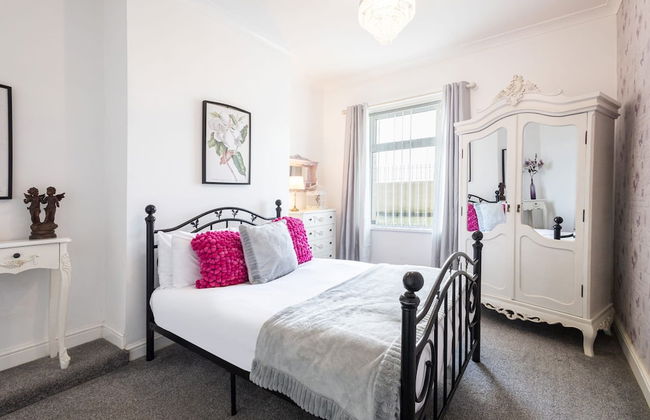 Host Stay Regency Mansions Apartment - Foto 21