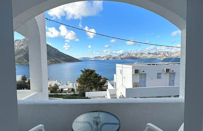 Elenis Studios & Apartments - Photo 26