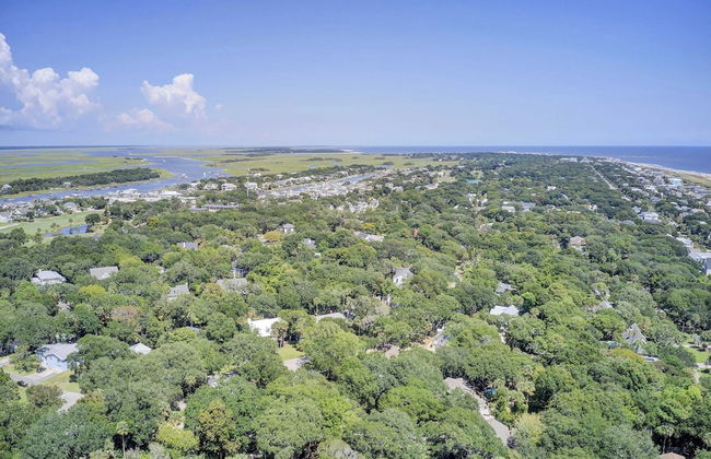 Southern Oasis by Avantstay 0.5mi Walk to the Beach, Pool, Patio, Large Yard - Photo 71