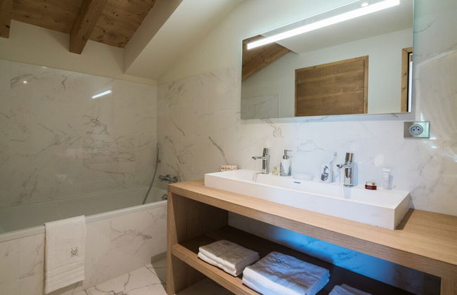 Chalet in Megeve With Mont-blanc Views - Photo 22