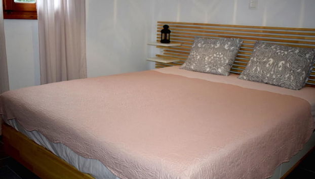 Apt - Sleeps 4 - Pets Ok - Parking - Balcony - Photo 4, Room