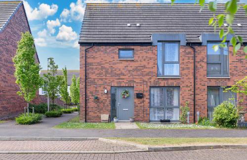 House near Edinburgh Ideal for Small Groups, Contactors & Tourists - Photo 1