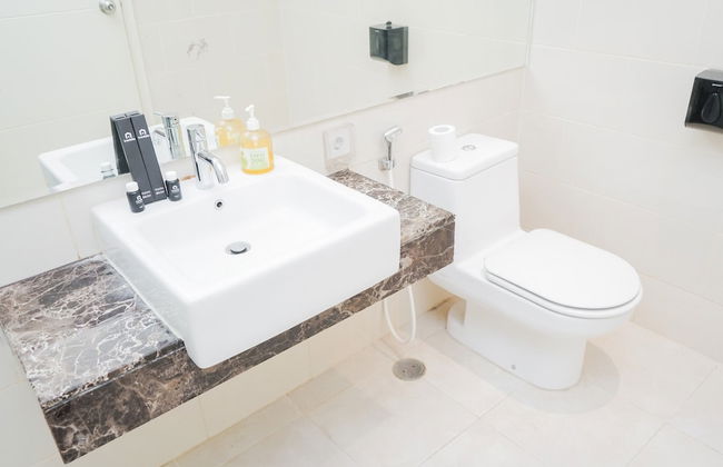 Best Modern and Homey 2BR Apartment at Casa Grande Residence - Foto 15