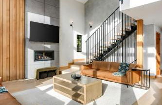 LUXE Hyak Retreat with Sauna, Hot Tub, Game Room, 6BR - Foto 24