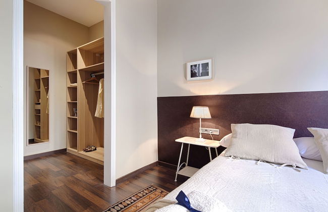 Habitat Apartments Eixample Balconies - Photo 15