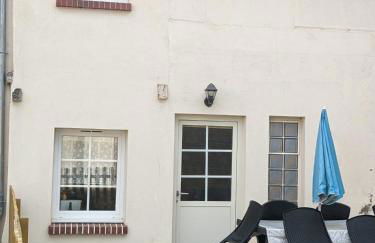 Calme et verdure en plein coeur d Illiers Combray - Foto 1