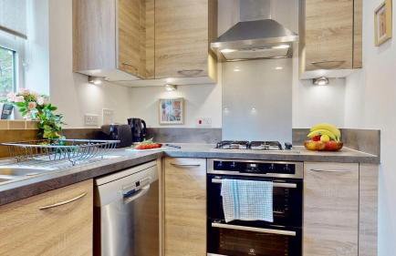 Weldon Road - Townhouse Overlooking the Park with Parking - Foto 35