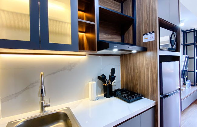 Homey and Simply Look Studio LRT City Jatibening Apartment - Photo 6