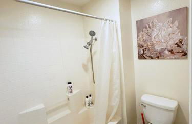 3000sqft Modern Minimal 5BR3BA Home Near ONT - Foto 7