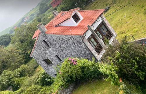 Casa de piedra reformada, playa Poo, Llanes - Foto 1