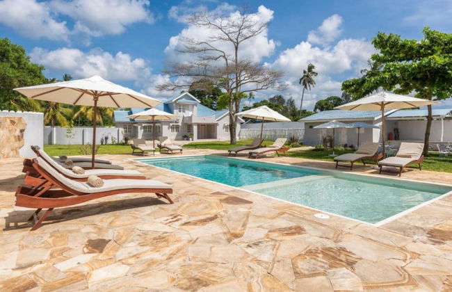 We Call It Home- Bububu - Foto 11