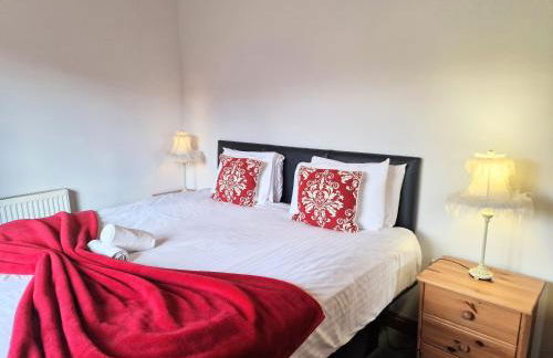 Cleish 7 With Private Hot Tub - Fife - Loch Leven - Lomond Hills - Pet Friendly - Photo 15