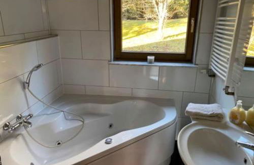 Holiday Home Eifelcottage Wildvogel by Interhome - Foto 16