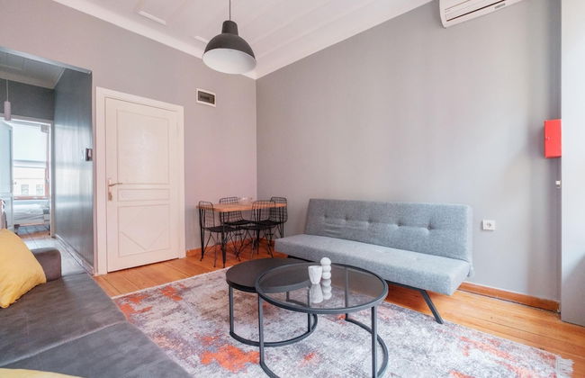 Chic Flat With Balcony 5 min to Taksim Sq - Foto 3