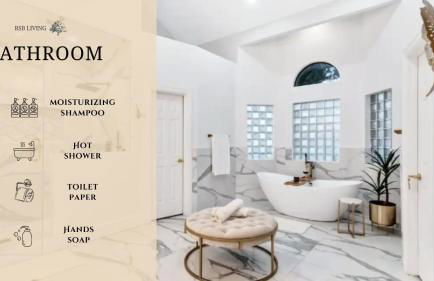 Lakefront Luxe 6BR 4B Home with Pool & Hot Tub - Foto 15