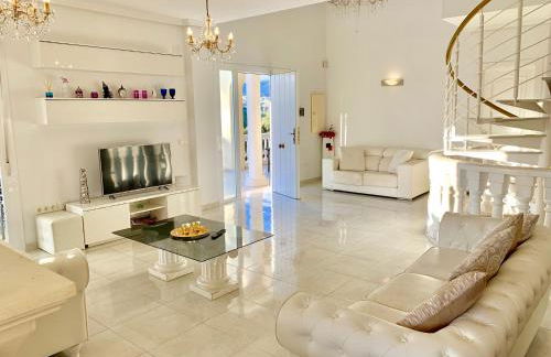 Villa Lissa Luxe - Photo 38