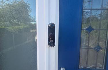 L & J Escapes - 8 Bedrooms suitable for Contractors and Families- Private parking available for 6 vehicles - Foto 20