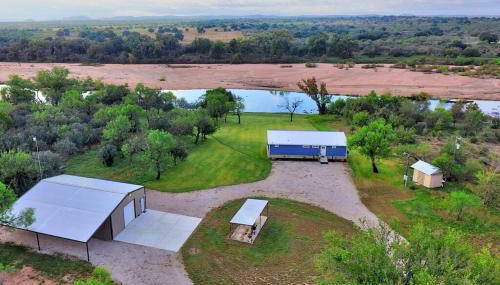 Eagle's Grotto - Quiet 5 Acre Riverside Retreat on Llano River - Foto 2