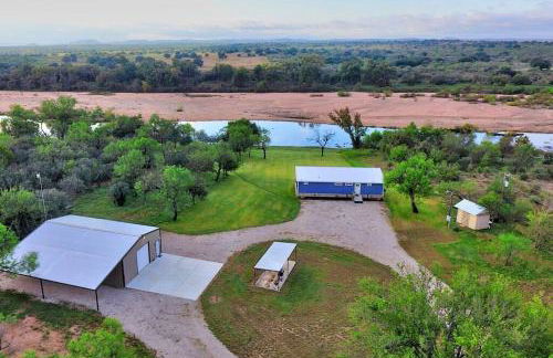Eagle's Grotto - Quiet 5 Acre Riverside Retreat on Llano River - Foto 2