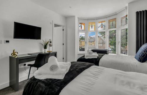 Stanley Park House Peterborough - 3 bed, 3 bathroom, parking, garden - Foto 30