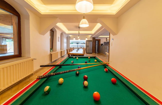 Former Hotel with Swimming Pool, Hot Tub, Sauna for Family Groups - Foto 28