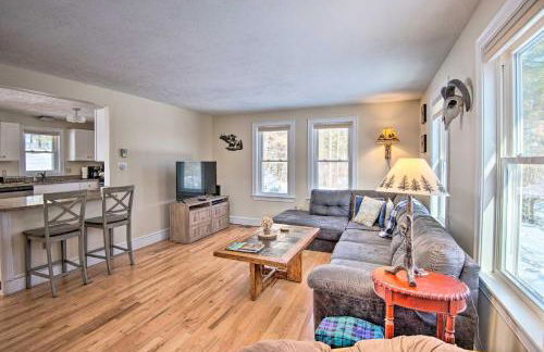 Gilford Home with Forest View, by Lake Winnepesaukee - Foto 1