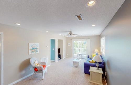 Family Lake Escape Sleeps 12 Shared Pool Dock - Foto 28