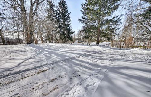 Bright Home Near Pine Lake with Deck and Yard - Foto 26
