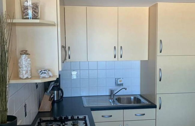 Beautiful 2-bed Apartment in Wenduine - Photo 5