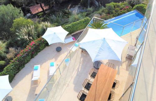 Idyllic 6 bed villa stunning sea view salt pool - Foto 9