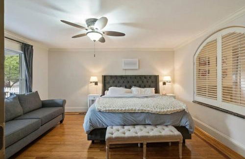 Single Story Fully Fenced Pet Friendly Bungalow in the Arts District - Foto 16