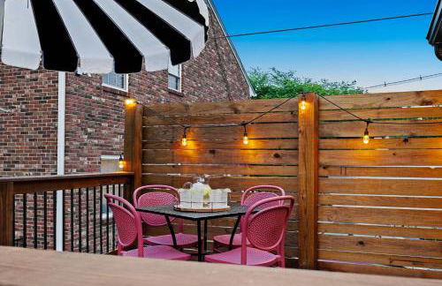 The Gatsby Carriage House Luxe Stay w Game Room - Foto 47