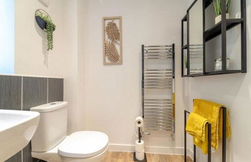 Stylish 3 Bed, 3 Bath, Garden & Drive for 2 cars - Foto 15