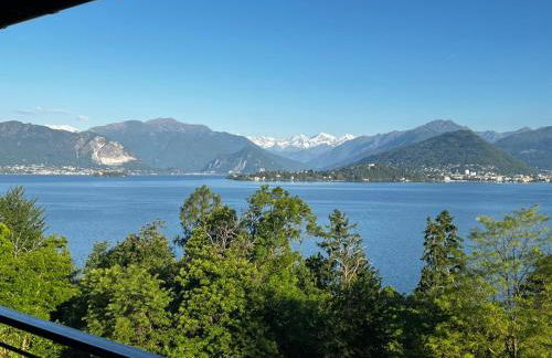 New Cozy Stay with Lakeview - Photo 7