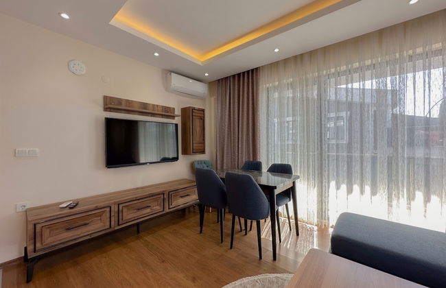 Flower City Suites - Photo 43