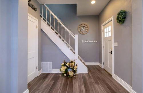 Updated Great Falls Home with Fire Pit - Photo 4