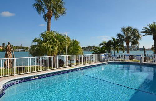 Westwinds Waterfront Resort - Foto 10