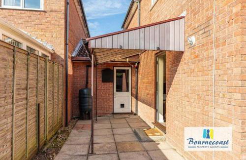 AUSTER CLOSE by BOURNECOAST - A Family Home with Garden and Parking - WIFI - HB9617 - Foto 21