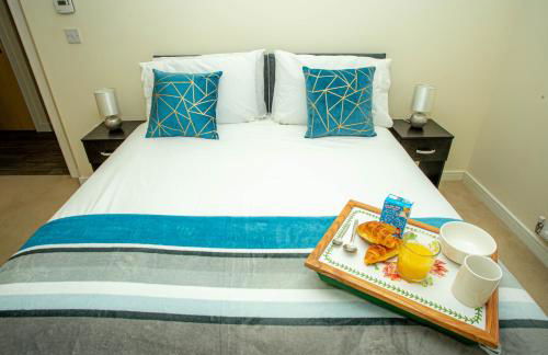 Lake View Apartment - Photo 8