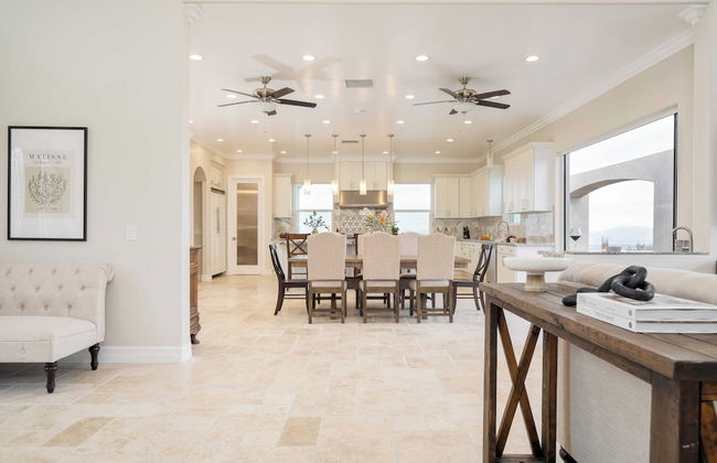 Malbec by Avantstay Incredible Estate w/ Panoramic Views & Bocce Ball Court! - Photo 31